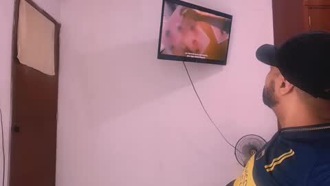 Snapshot of jho173027 chatting on 01.11.26 En moreno online show from 01.11.26