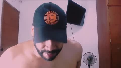 Snapshot of jho173027 chatting on 01.16.26 En moreno online show from 01.16.26