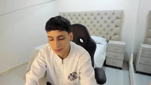 jhoanleandro online show from 11.13.25