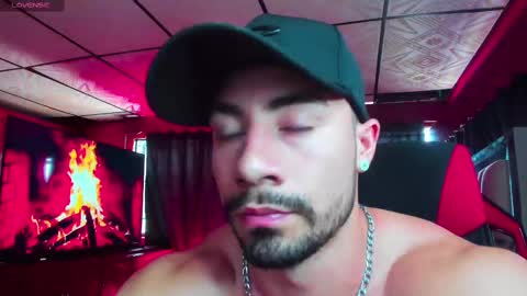 Snapshot of jhojansthetics chatting on 03.07.25 Jhojan Strong online show from 03.07.25