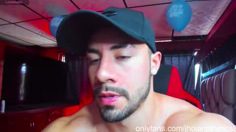 Snapshot of jhojansthetics chatting on 10.07.25 Jhojan Strong online show from 10.07.25