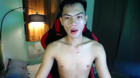 Snapshot of jhon_cummer chatting on 05.28.26 jhon_cummer online show from 05.28.26