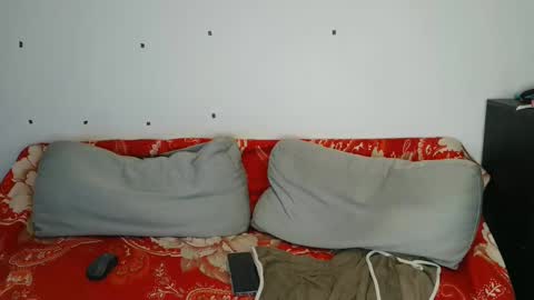 Snapshot of jhon_gade chatting on 02.22.25 jhon_gade online show from 02.22.25