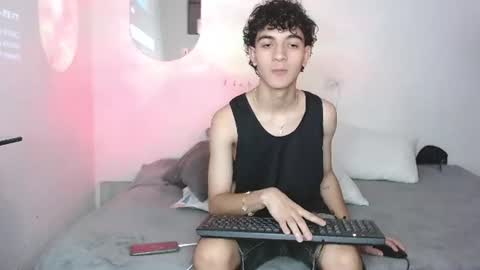 Snapshot of jhonay__cute chatting on 06.29.26 jhonay__cute online show from 06.29.26
