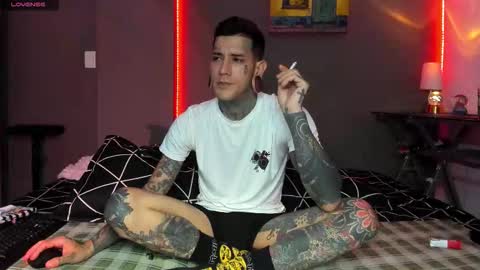 Snapshot of jhonny_ackerman chatting on 03.10.26 jhonny_ackerman online show from 03.10.26