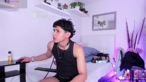 Snapshot of jhonny_blake_ chatting on 03.17.26 JHONNATHAN online show from 03.17.26