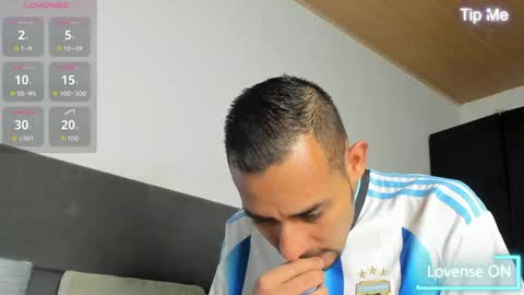 Jhony Alzate online show from 05.04.26