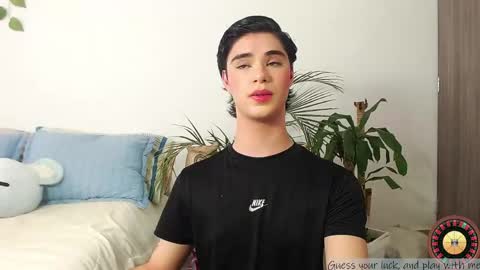 Jhuan Nhez online show from 05.08.26