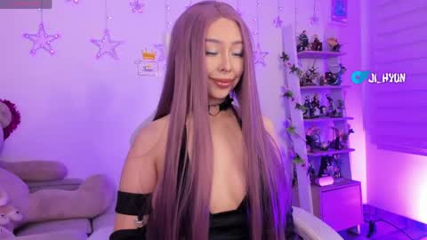 Snapshot of ji_hyun chatting on 02.28.26 Ji online show from 02.28.26