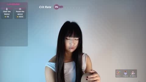 Snapshot of ji_yen chatting on 10.01.25 Jiyen online show from 10.01.25