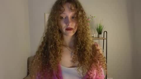 Snapshot of jia_merez chatting on 02.11.26 Luly online show from 02.11.26