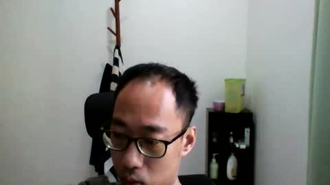 Snapshot of jiachi13 chatting on 11.05.25 Alex online show from 11.05.25