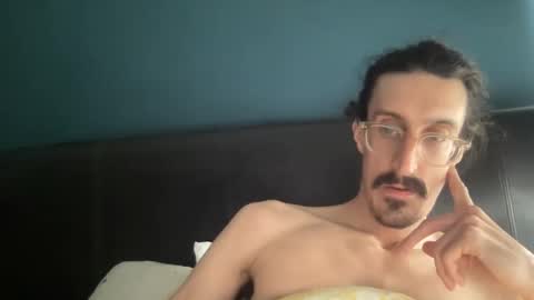 Snapshot of jiggz1986 chatting on 03.11.25 Jigz1986 online show from 03.11.25