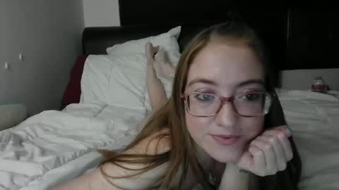 Snapshot of jilliangiselle chatting on 02.23.26 jilliangiselle online show from 02.23.26