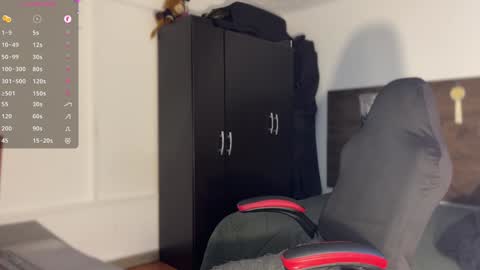 Snapshot of jim_dancer chatting on 12.23.24 jim_dancer online show from 12.23.24