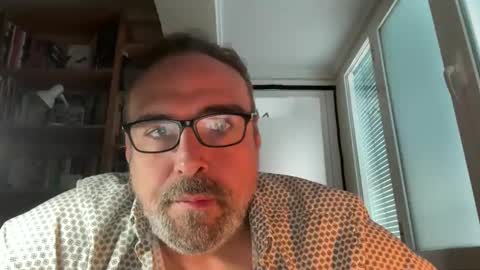 Snapshot of jim_dick chatting on 04.11.26 Jim Dick online show from 04.11.26