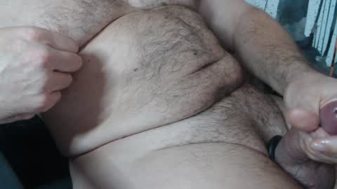 Snapshot of jimbeefbear chatting on 12.23.24 Jim online show from 12.23.24