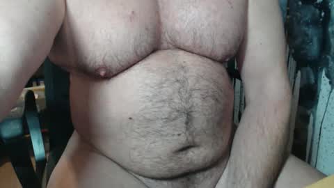 Snapshot of jimbeefbear chatting on 10.19.25 Jim online show from 10.19.25