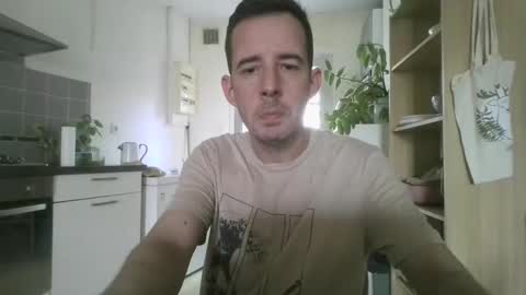 Snapshot of jin16000 chatting on 10.18.25 jin16000 online show from 10.18.25