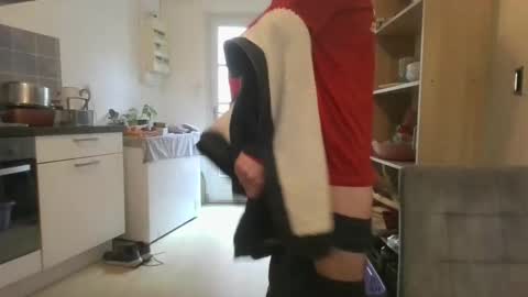 Snapshot of jin16000 chatting on 11.24.25 jin16000 online show from 11.24.25