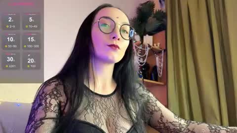 Snapshot of jinhee_noir chatting on 12.04.25 Jinhee Noir online show from 12.04.25