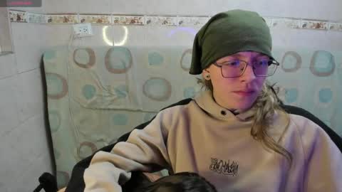 Snapshot of jinnbook chatting on 06.19.26 JinnBook online show from 06.19.26