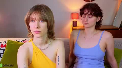 Hey Guys We are Julia ginger  Tina brunette online show from 11.29.25