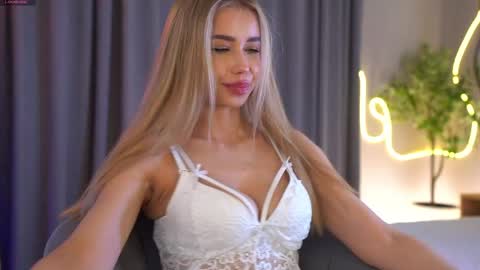 Jenny online show from 04.30.26