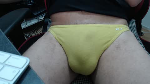 Snapshot of jlouis759 chatting on 02.13.25 jlouis759 online show from 02.13.25