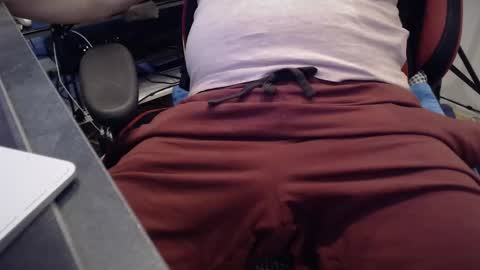 Snapshot of jlouis759 chatting on 11.13.25 jlouis759 online show from 11.13.25