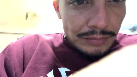 jmartel92 online show from 02.15.25