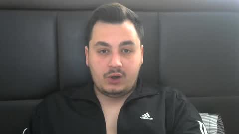 Snapshot of jnsnw chatting on 01.19.25 jnsnw online show from 01.19.25