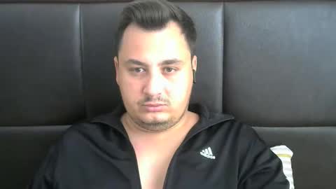 Snapshot of jnsnw chatting on 09.21.25 jnsnw online show from 09.21.25