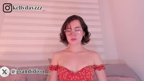 Snapshot of joan_didion chatting on 11.26.25 Joan Didion online show from 11.26.25