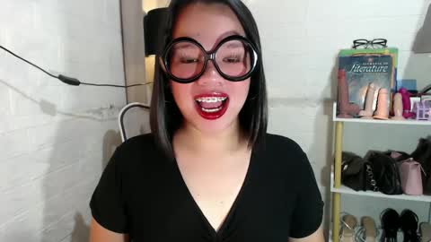 Joana online show from 02.13.25