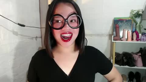 Joana online show from 02.19.25