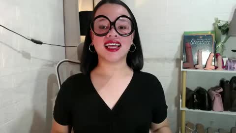 Joana online show from 02.25.25