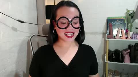 Joana online show from 02.26.25