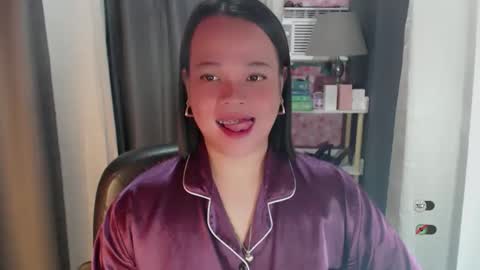 Snapshot of joanagorgeous chatting on 05.15.26 Joana online show from 05.15.26