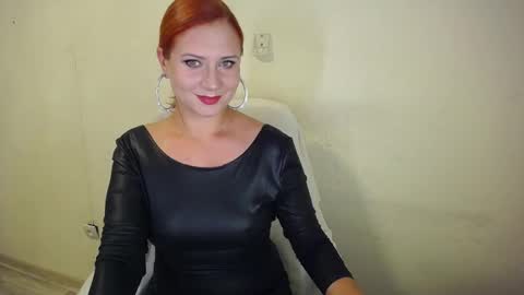 Snapshot of joanne_star chatting on 09.12.25 SweetGinger online show from 09.12.25