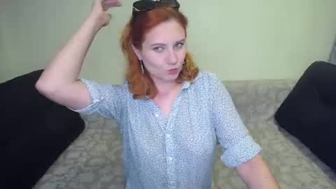 Snapshot of joanne_star chatting on 07.13.26 SweetGinger online show from 07.13.26
