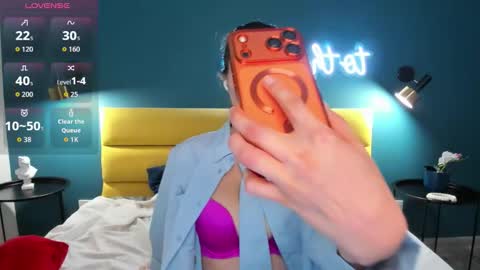 Joan online show from 03.15.26