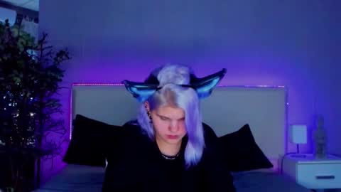 Snapshot of joannlowe chatting on 12.02.24 Joann online show from 12.02.24