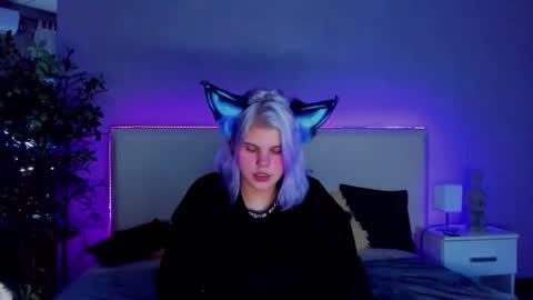 Snapshot of joannlowe chatting on 12.04.24 Joann online show from 12.04.24