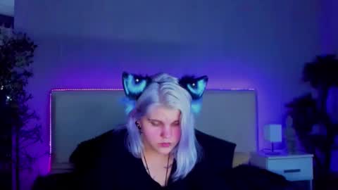 Snapshot of joannlowe chatting on 01.31.25 Joann online show from 01.31.25