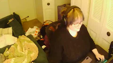 Snapshot of joblessegirl chatting on 03.29.26 joblessegirl online show from 03.29.26