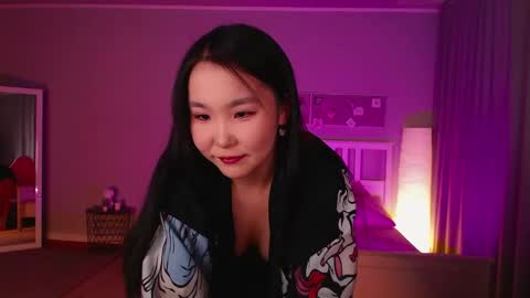 Snapshot of jocelyn_lane chatting on 02.06.25 Amina online show from 02.06.25