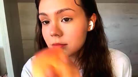 Mila online show from 03.18.26