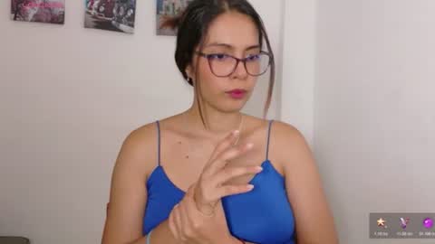 Snapshot of jodidamente_adictiva chatting on 06.30.26 Jhulia online show from 06.30.26
