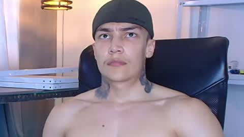 Snapshot of joeh_jonas chatting on 10.12.25 joeh_jonas online show from 10.12.25